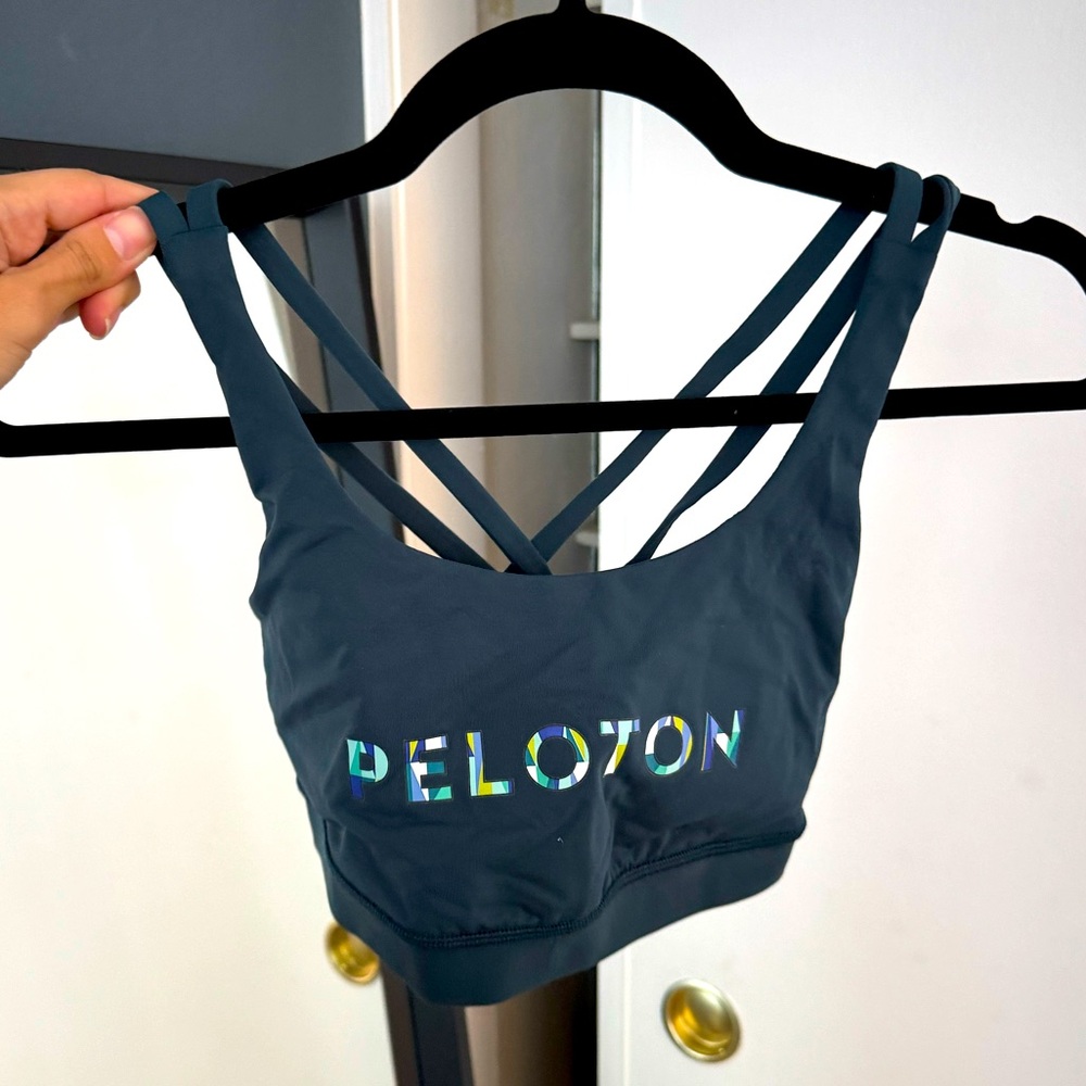 Peloton x Lululemon Energy Bra – Size 6 | New Without Tags